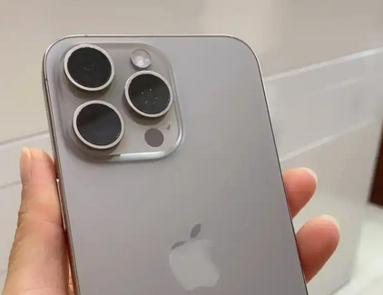 从江iPhone15序列号查询分享如何查找苹果15手机序列号的位置 